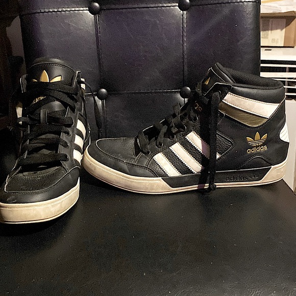 Mens Adidas shoes Size 9 - Picture 1 of 5